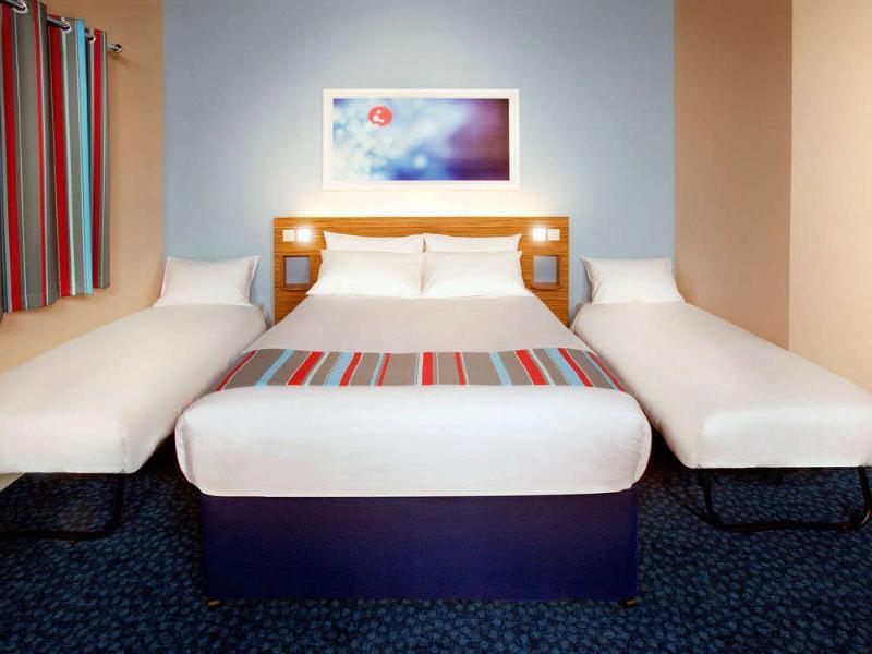 Travelodge Newbury Tot Hill Highclere Exterior foto