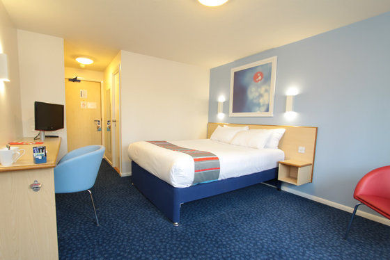 Travelodge Newbury Tot Hill Highclere Habitación foto