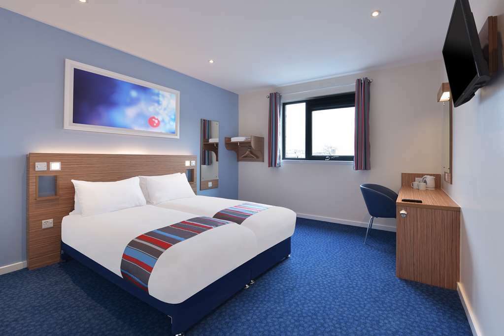 Travelodge Newbury Tot Hill Highclere Habitación foto