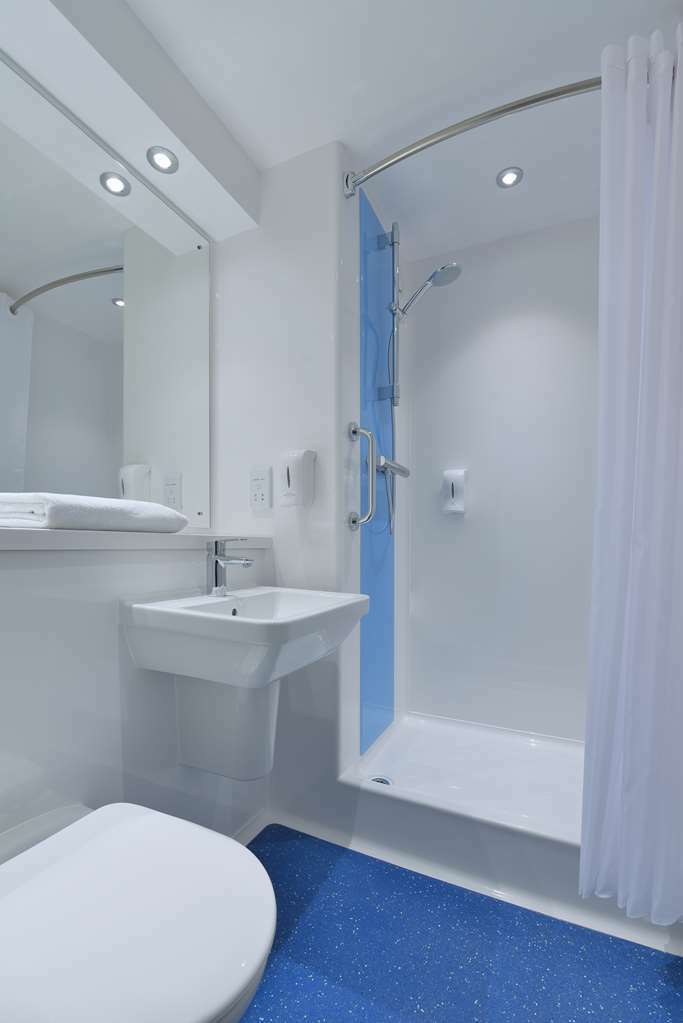 Travelodge Newbury Tot Hill Highclere Habitación foto